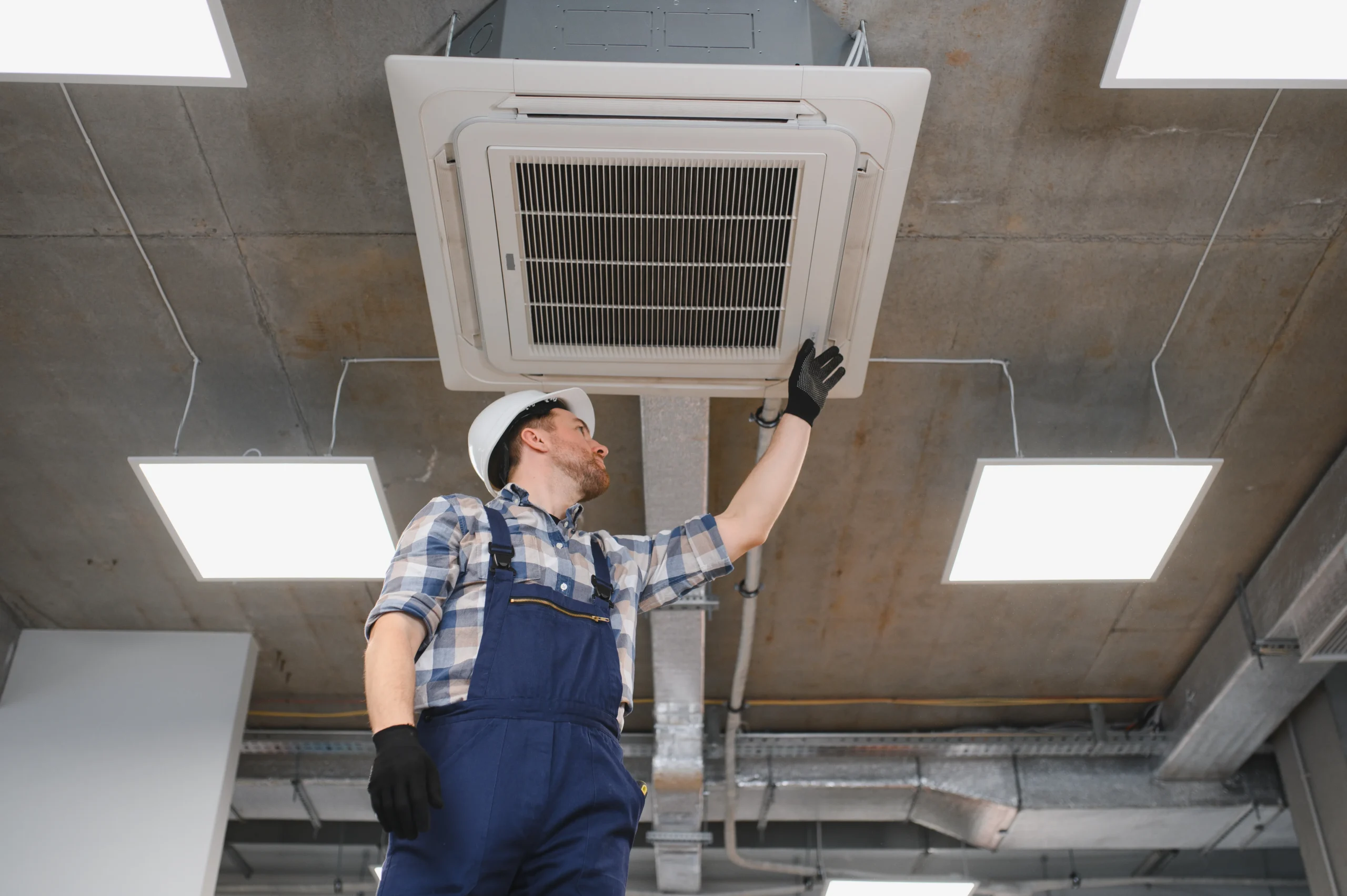 Technicien Maintenance Installation 3 Scaled